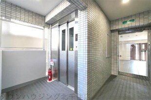 アーバハイツ六町2号館の物件内観写真